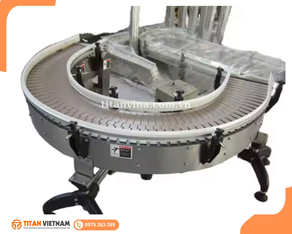 Băng tải xích nhựa